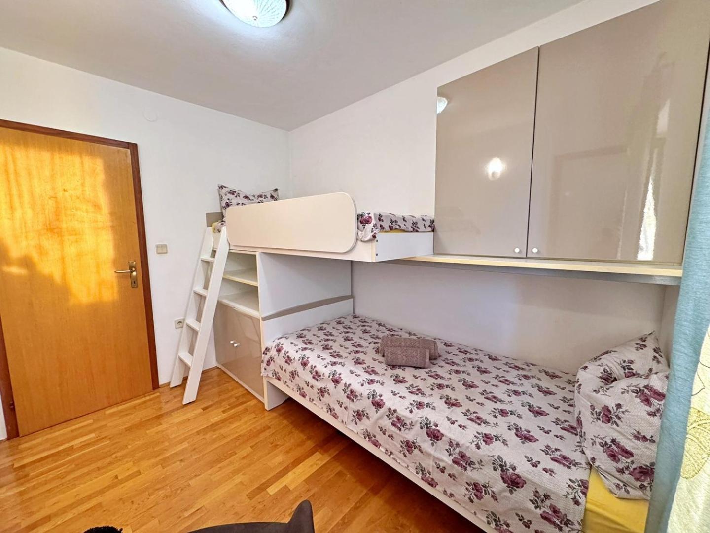 Apartments Katarina Malinska Zewnętrze zdjęcie