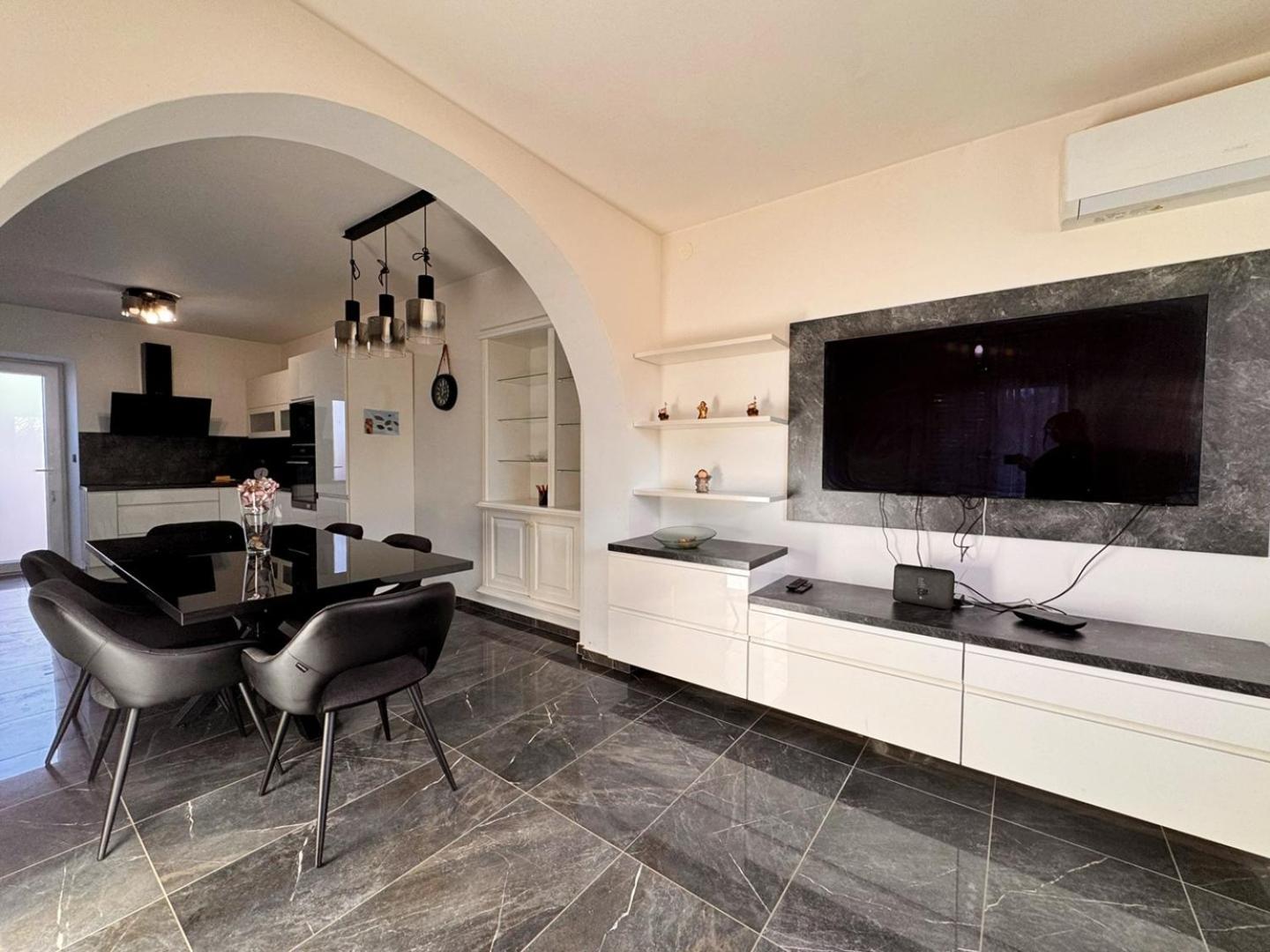 Apartments Katarina Malinska Zewnętrze zdjęcie
